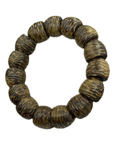Load image into Gallery viewer, Green Kynam Agarwood Bracelet from Nha Trang Vietnam 14mm Diameter Beads Genuine Wild Agarwood