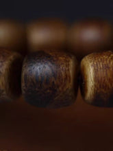 Load image into Gallery viewer, Green Kynam Agarwood Bracelet from Nha Trang Vietnam 12mm Beads Genuine Wild Agarwood