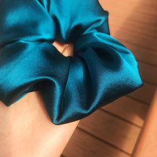 Load image into Gallery viewer, LUXE 100% Pure Mulberry Silk Large Hair Scrunchie-( Peacock Blue, 30 momme)