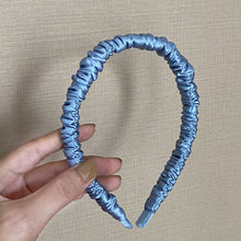 Load image into Gallery viewer, 100% Pure Mulberry Silk Headband—Effortlessly Chic