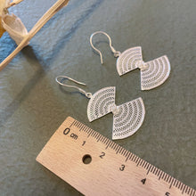 Load image into Gallery viewer, Double Fan shaped Sterling Silver Earrings