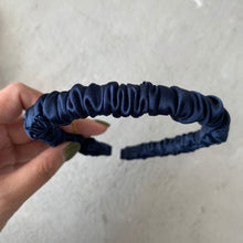 Load image into Gallery viewer, 100% Pure Mulberry Silk Headband—Effortlessly Chic
