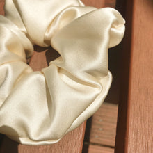 Load image into Gallery viewer, LUXE 100% Pure Mulberry Silk Large Hair Scrunchie-( Pearl , 30 momme)
